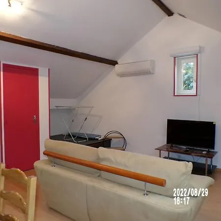 Maisonnette Privatisee Sedan Extérieur photo